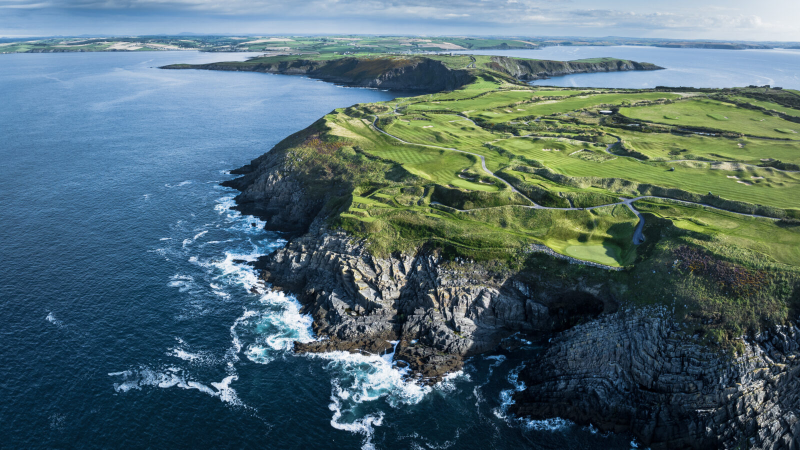 When Golf Meets Irish Scenery: The Perfect Way to Travel Between Tee Times